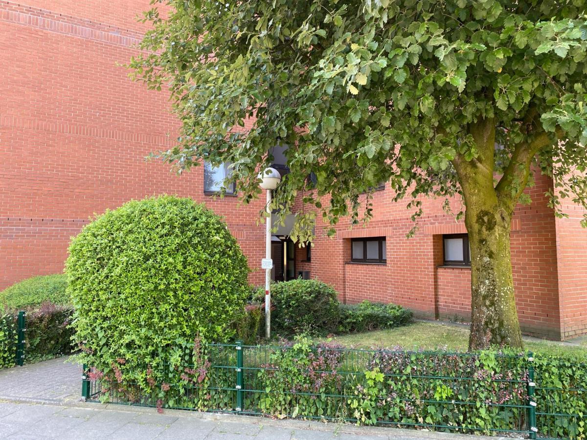 Schoene Wohnung Mit Rheinblick/Duesseldorf/Neuss/Messe Dış mekan fotoğraf
